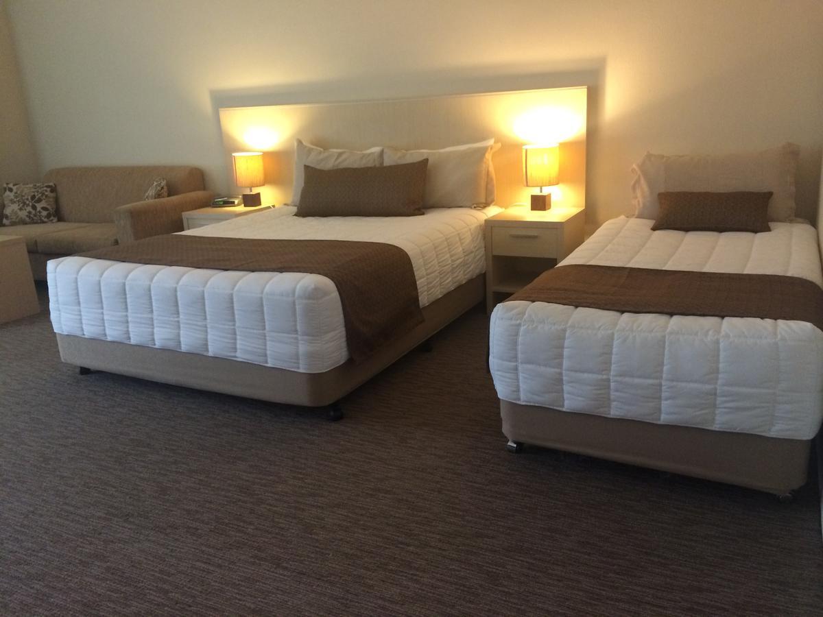Acacia Motor Lodge คูนาแบราบรัน ภายนอก รูปภาพ